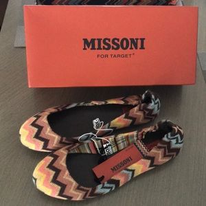 Kids flats! Never worn! In box!